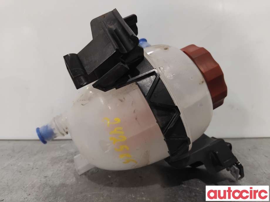 Ekspansjonstank til Mercedes EQC, 2019-->>  (MERCEDES|A2935002300)