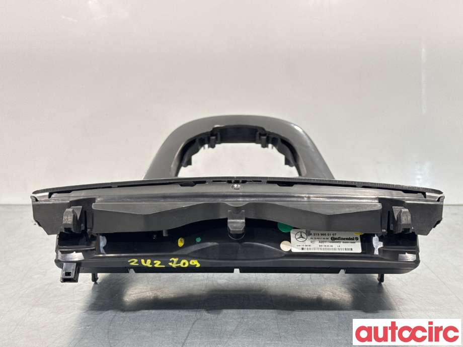 Varmeapparat betjening til Mercedes E-Klasse 2016-2023 (W213) (W213) (MERCEDES|A2139055107|A2C1115300002|A2139050208)