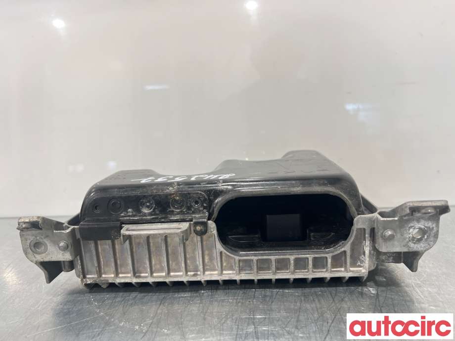 Styreenhet diverse til Tesla Model 3 2018-2023 (Fase 1)  (TESLA|1583991-10-D||1497319-00-D)