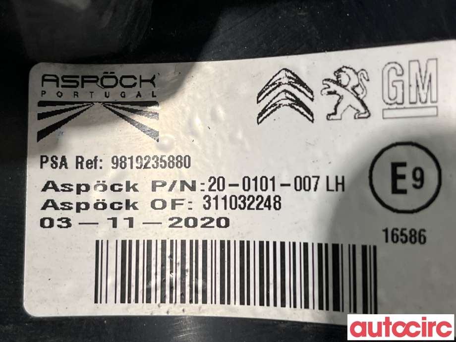 Baklykt venstre til Peugeot Partner 2019-->> (Type III)  (PEUGEOT|9819235880)