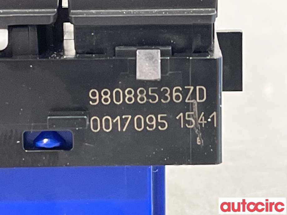 Bryter diverse til Peugeot Expert 2016-->> (Type III)  (PEUGEOT|98088536ZD|0017095)