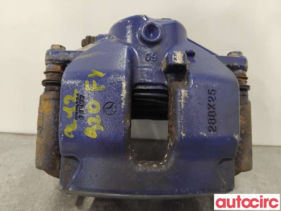 Bremsecaliper venstre foran til Mercedes C-Klasse 2011-2014 (Fase 2) (W204) (W204) (MERCEDES|A2044212181|)