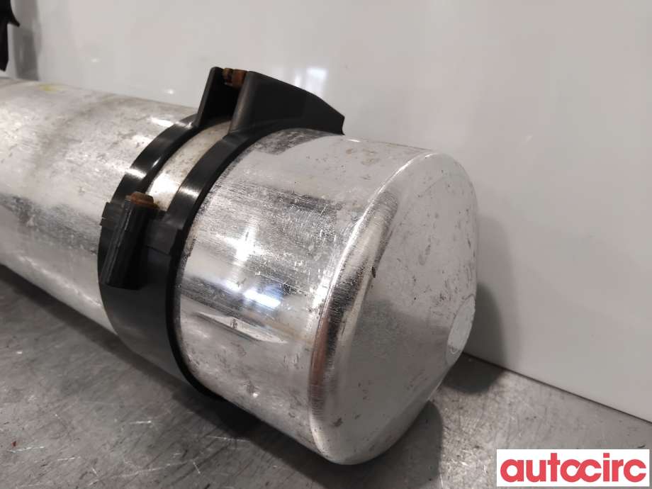 Diverse deler til Tesla Model S 2013-2016 (Fase 1)  (TESLA|6006408-00-A|151580-00402)