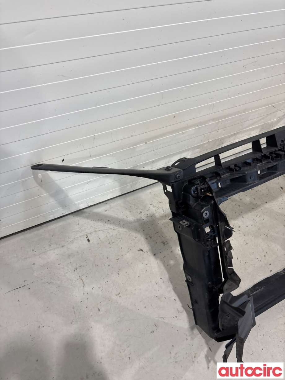 Frontplate øvre til VW e-Golf 2014-2017 (Fase 1)  (VOLKSWAGEN|5G0805588T|)