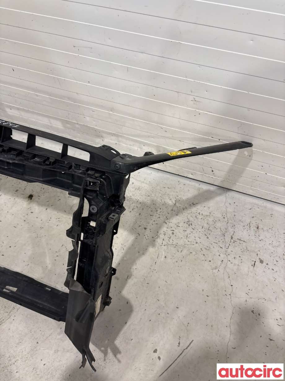 Frontplate øvre til VW e-Golf 2014-2017 (Fase 1)  (VOLKSWAGEN|5G0805588T|)