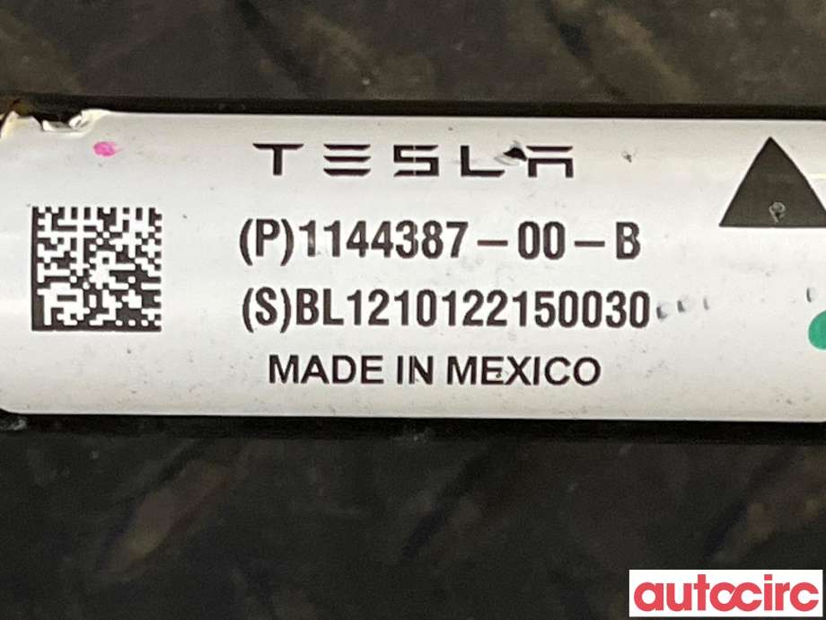 Stabilisatorstag foran til Tesla Model 3 2018-2023 (Fase 1)  (TESLA|1144387-00-B)