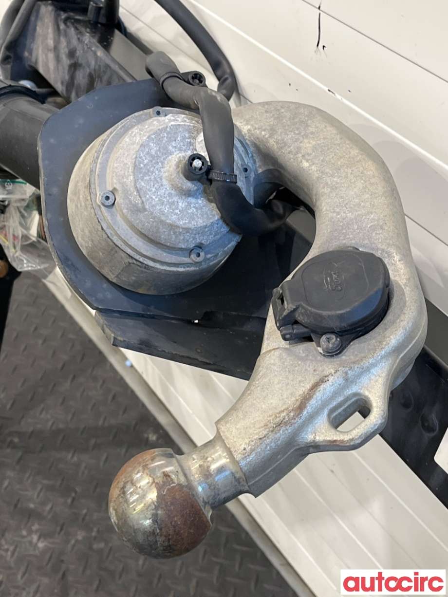 Hengerfeste til Ford Mondeo 2019-->> (Type V, Fase 2) (FORD|2368465|E503|DS7J-19D521-KF)