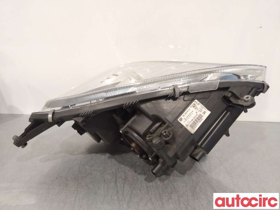 Frontlykt venstre halogen til Mercedes SLK 2005-2011 (R171) (R171) (MERCEDES|A1718201961)