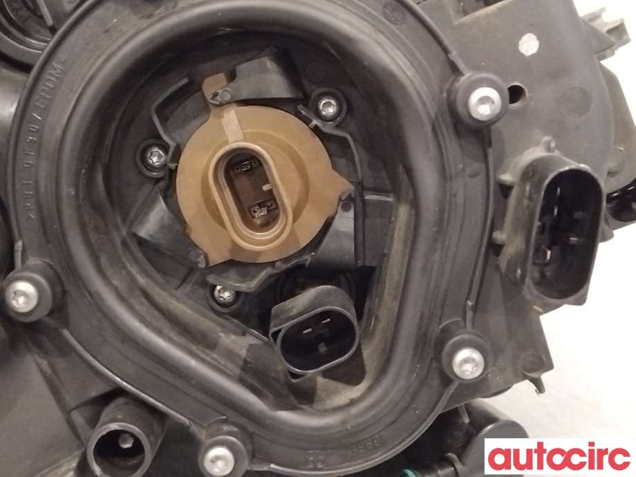 Frontlykt venstre halogen til Mercedes SLK 2005-2011 (R171) (R171) (MERCEDES|A1718201961)