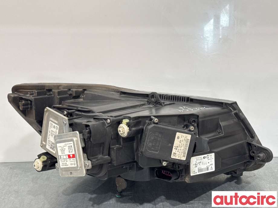 Frontlykt venstre xenon til Škoda Superb 2008-2015 (Type II)  (SKODA|3T1941017H|1ZS011314-09|3T1941015H)