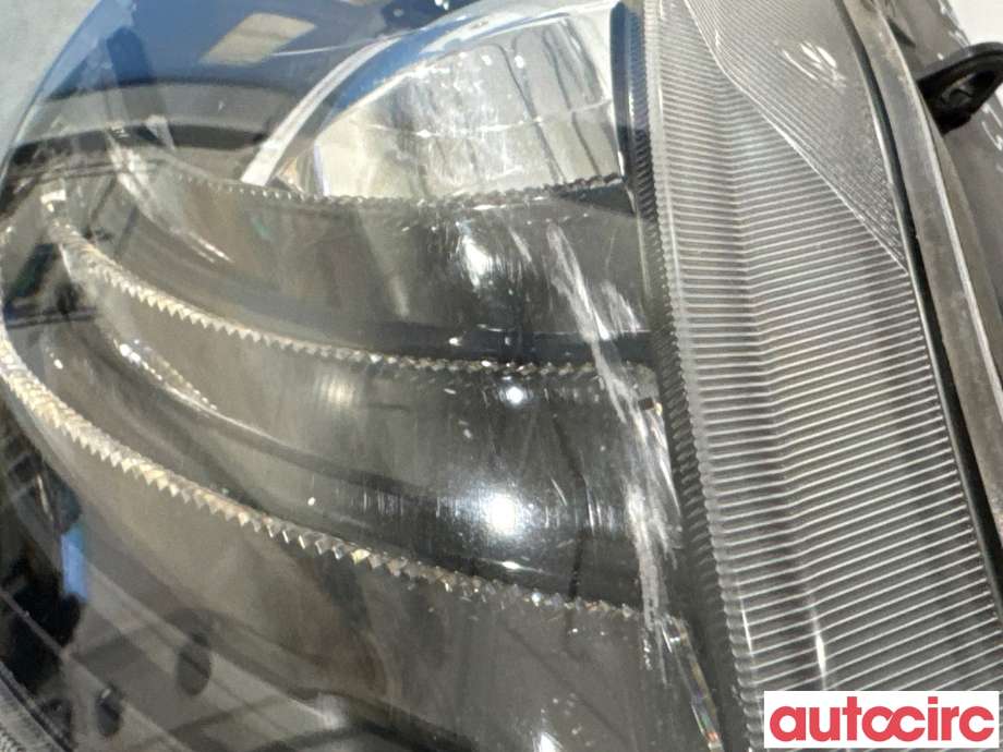 Frontlykt venstre xenon til Škoda Superb 2008-2015 (Type II)  (SKODA|3T1941017H|1ZS011314-09|3T1941015H)