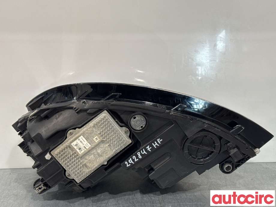 Frontlykt høyre halogen til VW e-Golf 2014-2017 (Fase 1)  (VOLKSWAGEN|5GE941774|90051017|5GE941036)