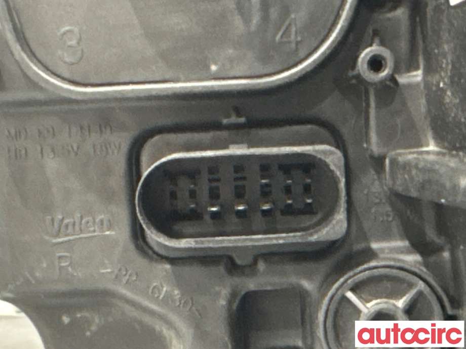 Frontlykt høyre halogen til VW e-Golf 2014-2017 (Fase 1)  (VOLKSWAGEN|5GE941774|90051017|5GE941036)
