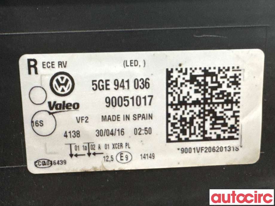 Frontlykt høyre halogen til VW e-Golf 2014-2017 (Fase 1)  (VOLKSWAGEN|5GE941774|90051017|5GE941036)