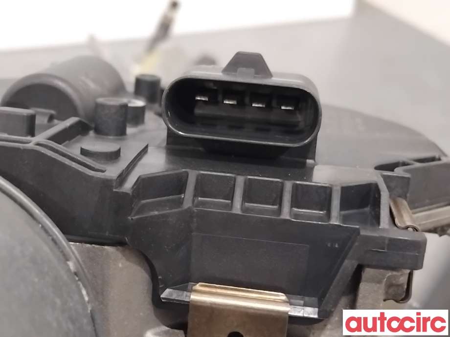 Viskermotor frontrute til Mercedes E-Klasse 2009-2013 (Fase 1) (W212) (W212) (MERCEDES|A2128201240|1397220666)