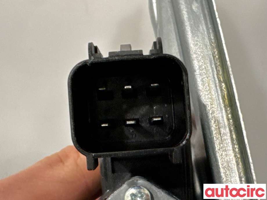 Ruteheis venstre bak til Ford C-Max 2015-2019 (Type II, Fase 2) (FORD|1870274|922912-105|AM51-R27001-BE)