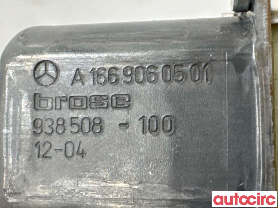 Ruteheis til Mercedes ML 2011-2015 (Fase 1) (W166) (W166) (MERCEDES|A1669060501|0130822757)