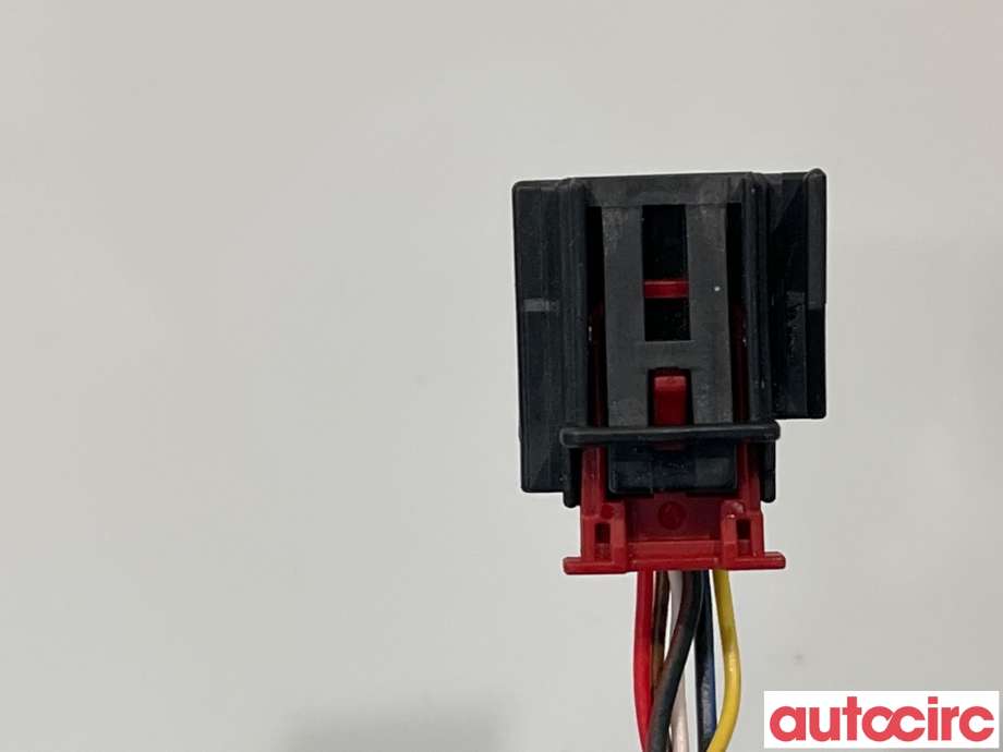 Speil venstre til Audi A4 2015-2019 (Type V, Fase 1) (B9) (B9) (AUDI|8W1857409D|)