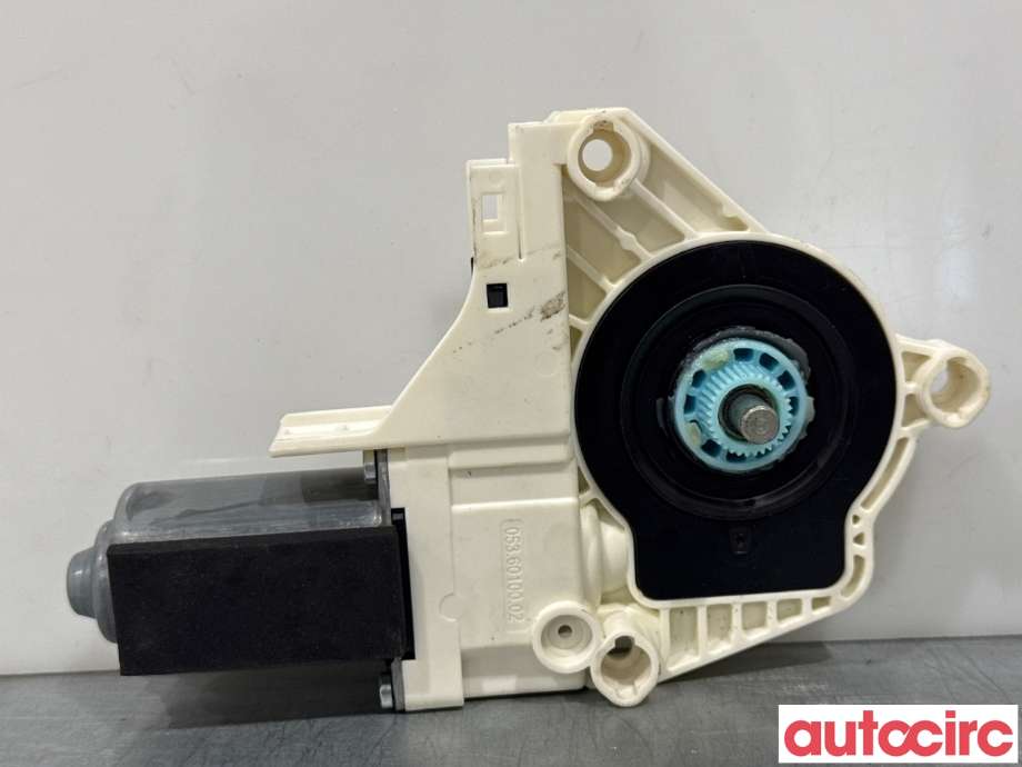 Ruteheis venstre foran til Audi A4, 2007-2014 (Type IV) (B8) (B8) (AUDI|8T0959801B)