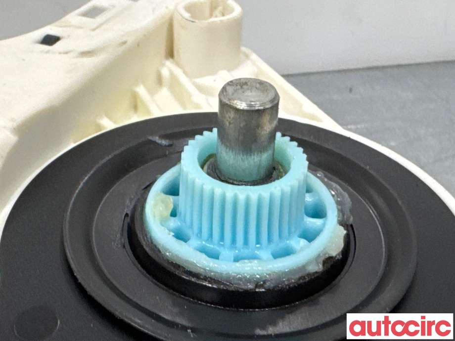 Ruteheis venstre foran til Audi A4 2007-2014 (Type IV) (B8) (B8) (AUDI|8T0959801B|1036-A66634-110|8K0959801A)