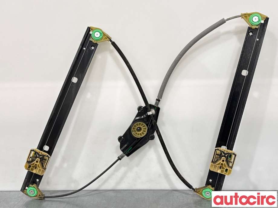 Ruteheis til Audi A4, 2007-2014 (Type IV) (B8) (B8) (AUDI|8K0837461D)
