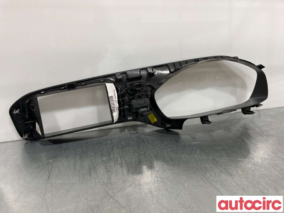Diverse deler til Volvo V40 2012-2019  (VOLVO|31393107|)