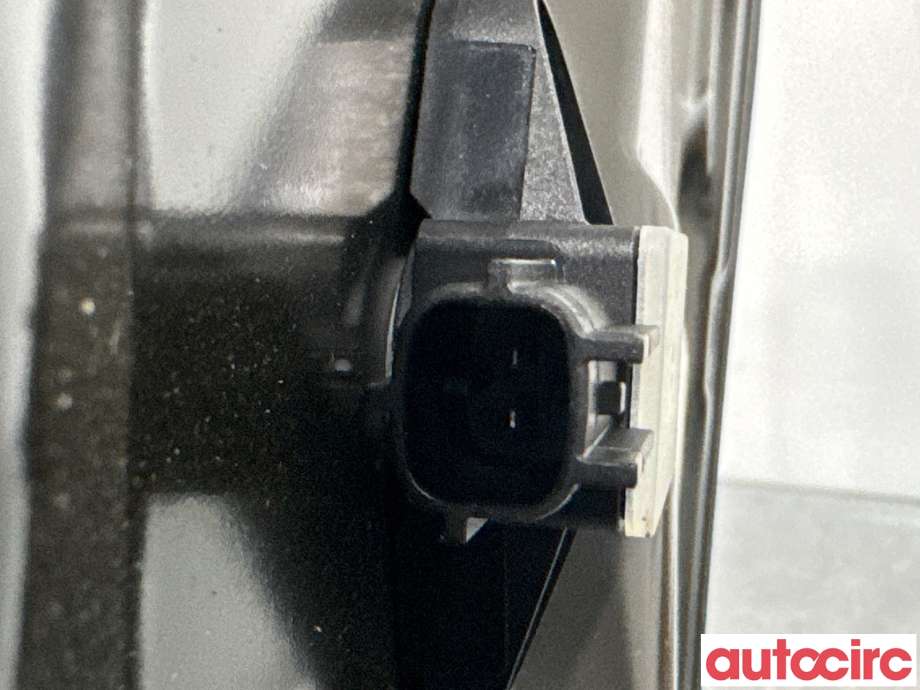 Ruteheis til VW Passat 2011-2015 (B7) (B7) (VOLKSWAGEN|3AA837462B|988697-308|)