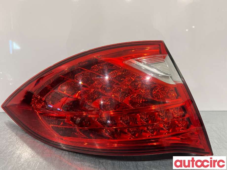 Baklykt venstre til Porsche Cayenne 2010-2017 (92A) (92A) (PORSCHE|95863109502|89097747|95863109504)