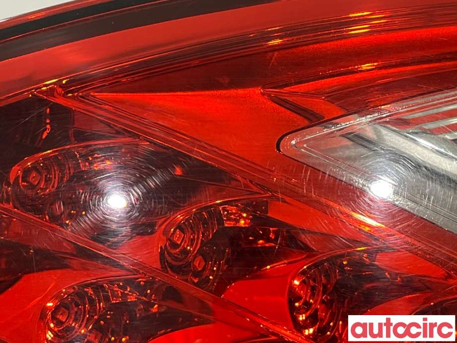 Baklykt venstre til Porsche Cayenne 2010-2017 (92A) (92A) (PORSCHE|95863109502|89097747|95863109504)