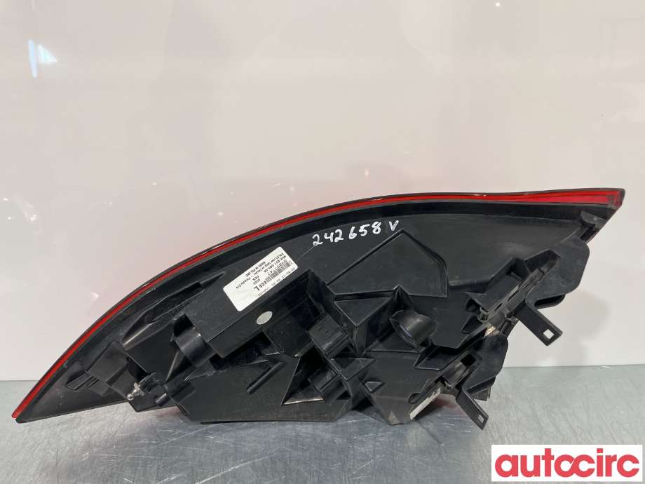 Baklykt venstre til Porsche Cayenne 2010-2017 (92A) (92A) (PORSCHE|95863109502|89097747|95863109504)