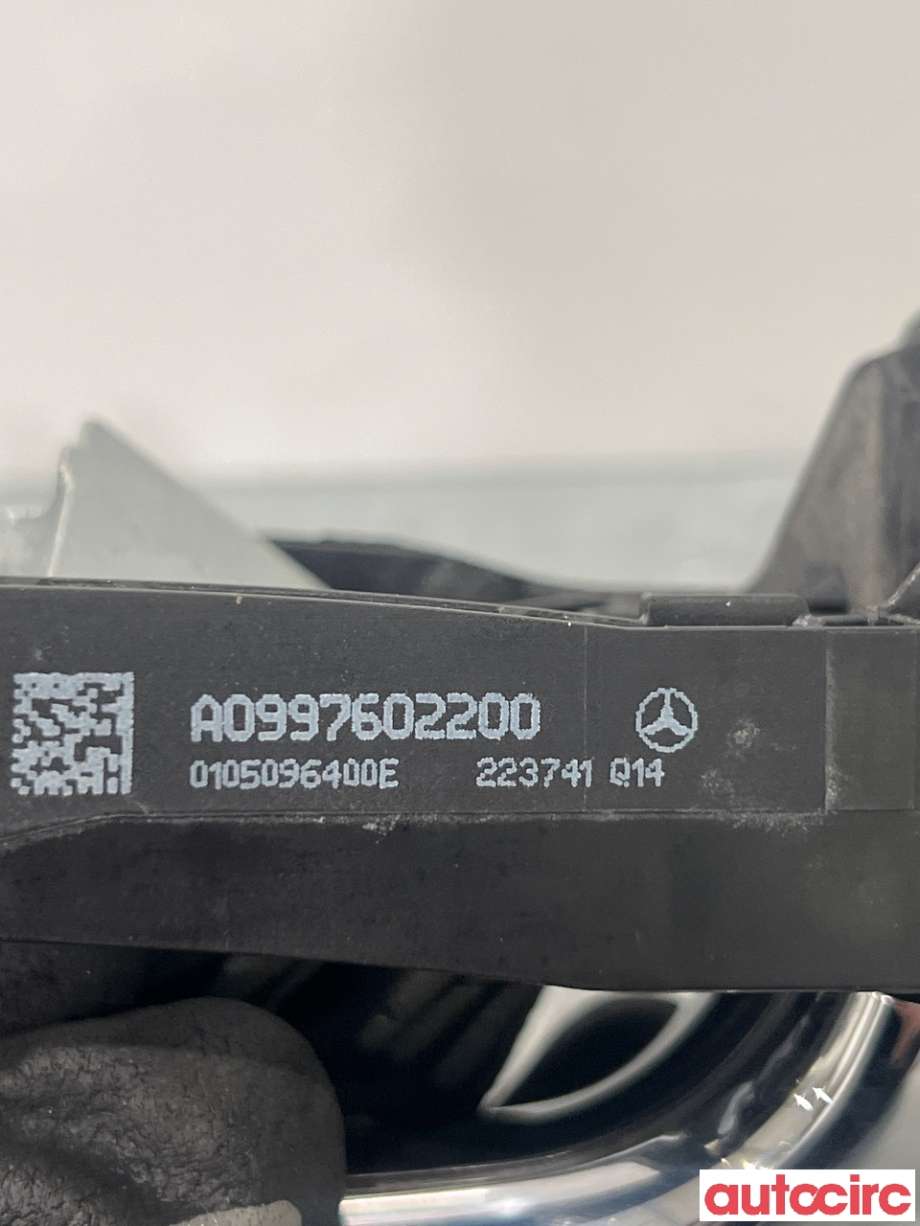 Dørhåndtak utv høyre foran til Mercedes EQC 2019-->>  (MERCEDES|A0997602001||A0997602200)