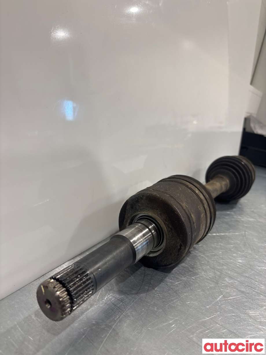 Mellomaksel fremre til Ford Ranger / Ranger Raptor 2015-2022  (FORD|2659217||MB3W-3A427-GC)