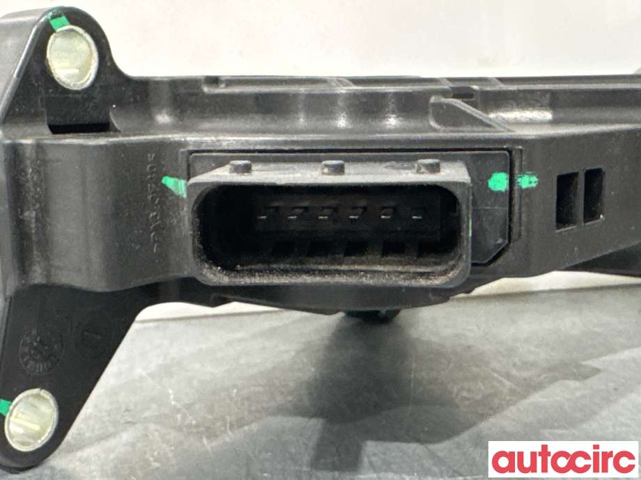 Pedal gass til Fiat 500 2021-->> (FIAT|52137955|20330654|00521379550)