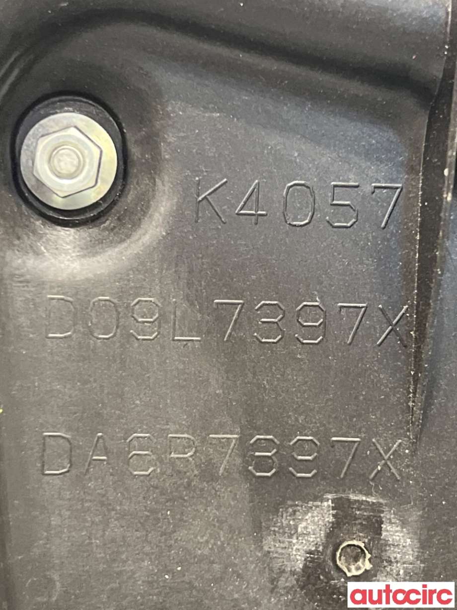 Ruteheis til Mazda CX-3 2015-2022  (MAZDA|D09L-72-97XB||D09L7397X)