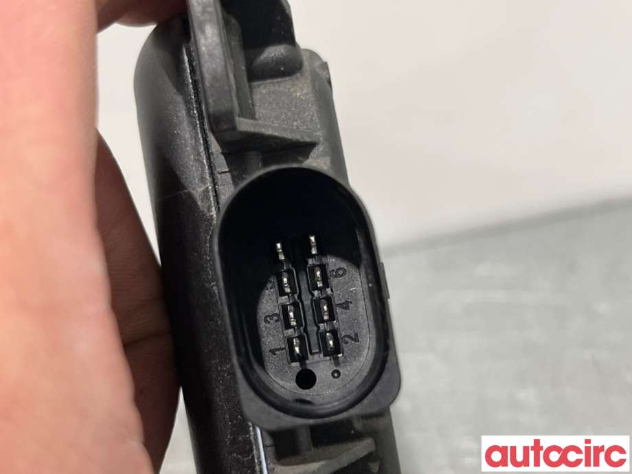 Sensor radar til Škoda Kodiaq 2017-->>  (SKODA|5Q0907686B|6PZ011719-02)