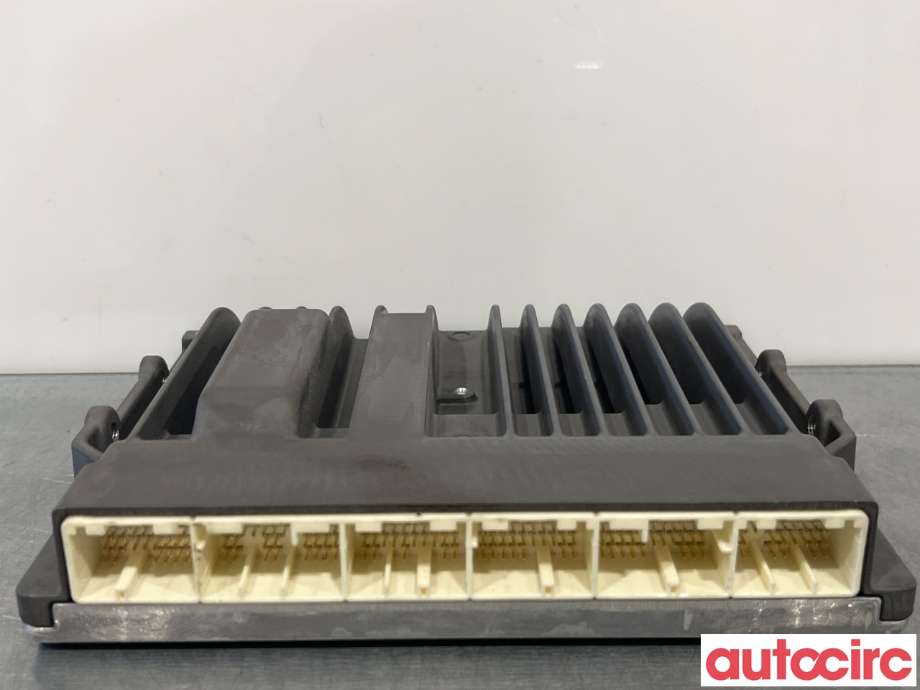 Styreenhet motor til Toyota Hilux 2016-2020  (TOYOTA|896660KP61)