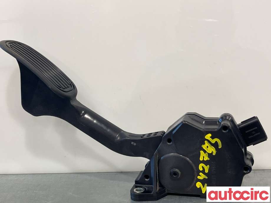 Pedal gass til Toyota Hilux 2016-2020 (TOYOTA|781100K030)
