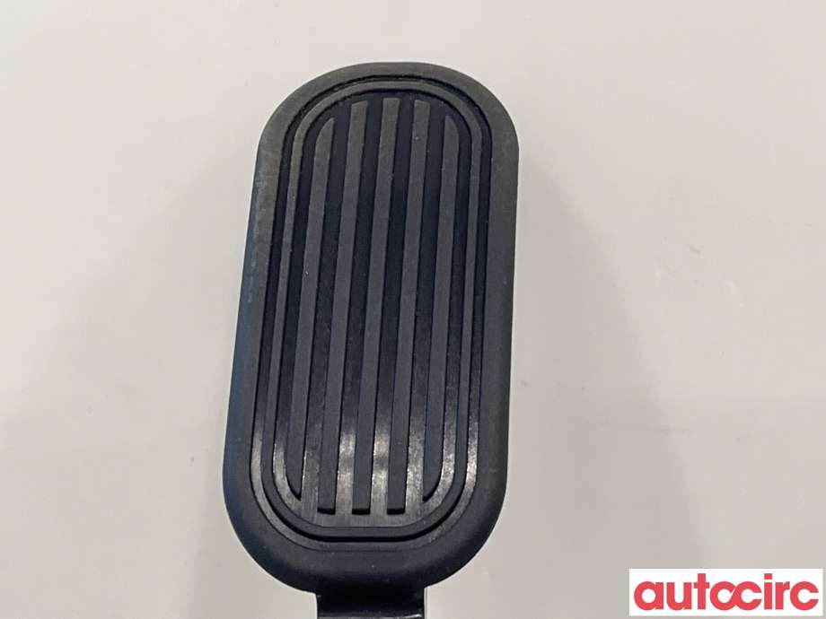 Pedal gass til Toyota Hilux 2016-2020 (TOYOTA|781100K030)