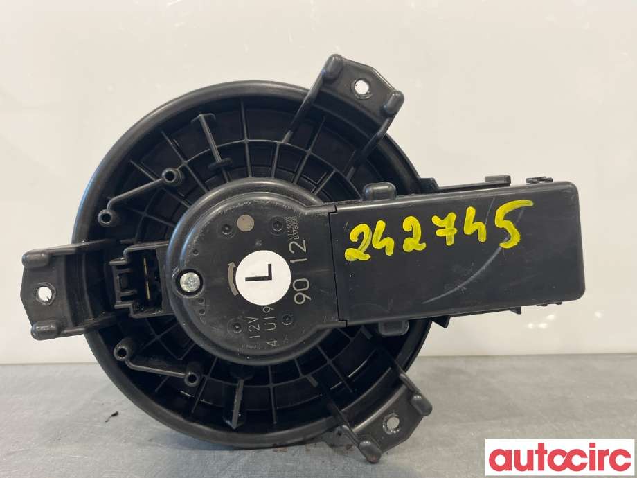 Varmeapparat motor til Toyota Hilux 2016-2020  (TOYOTA|871030K500|)