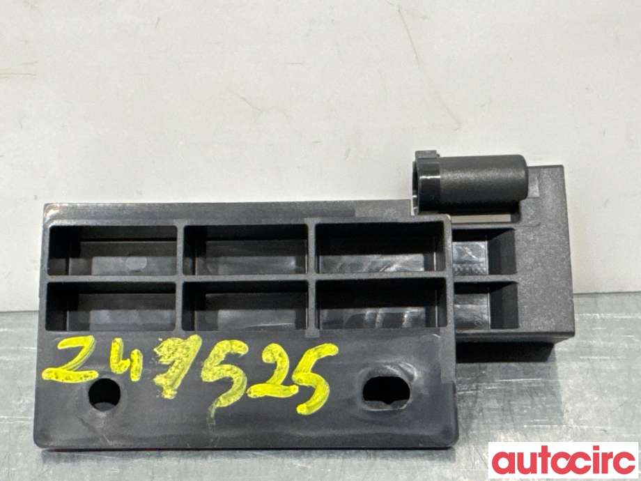 Diverse deler til Jeep Wrangler 2007-->> (Type III)  (JEEP|68068148AA|284086-4100300)