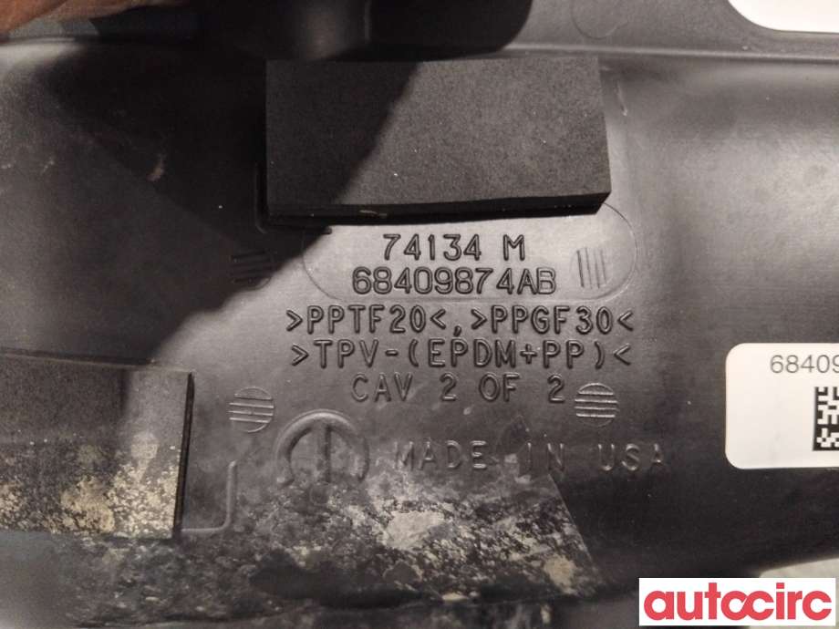 Luftslange innsug til Jeep Wrangler 2007-->> (Type III)  (JEEP|68409874AB|)