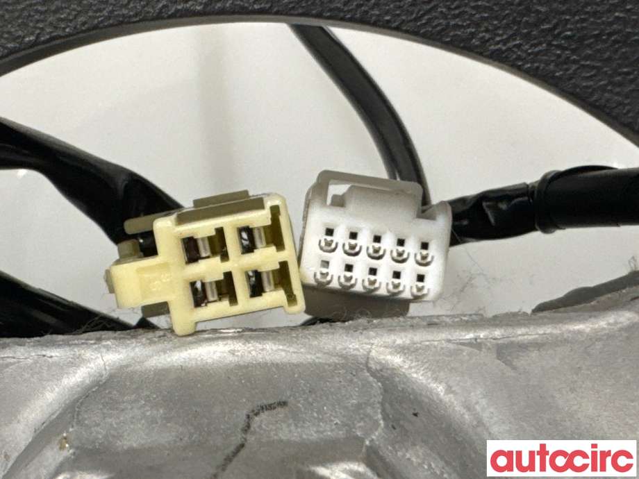 Ratt til Mitsubishi Outlander 2015-->> (Type III, Fase 2) (MITSUBISHI|4400A967XB|)