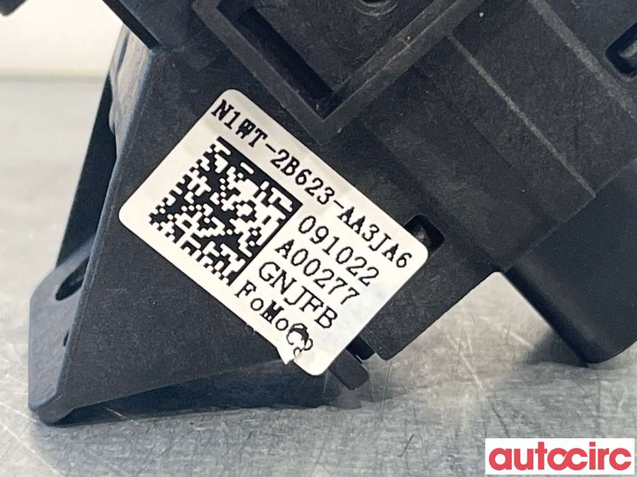 Bryter elektrisk håndbrekk/parkbrems til Ford Ranger / Ranger Raptor 2015-2022  (FORD|N1WT-2B623-AA3JA6|2564556)