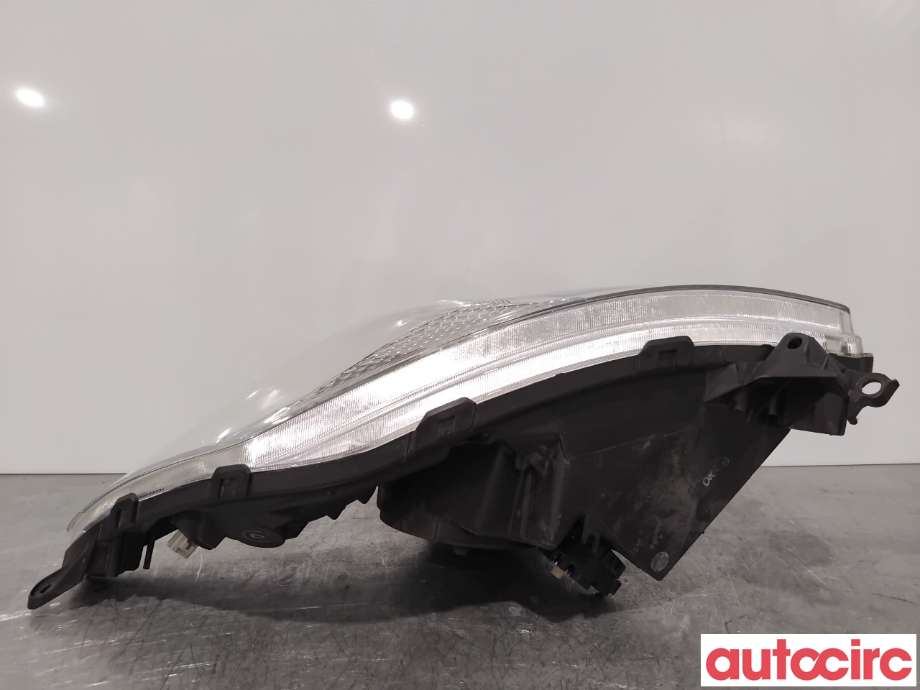 Frontlykt venstre halogen til Toyota Prius 2004-2009 (Type II) (COMBI) (COMBI) (TOYOTA|8117047181|)