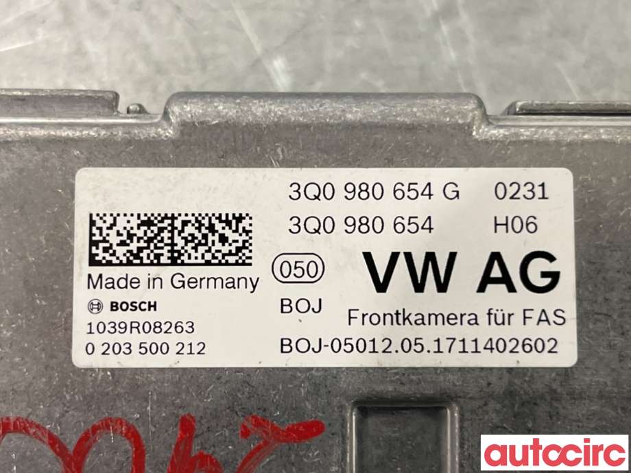 Sensor radar til Škoda Kodiaq 2017-->>  (SKODA|3Q0980654G|0203500212)