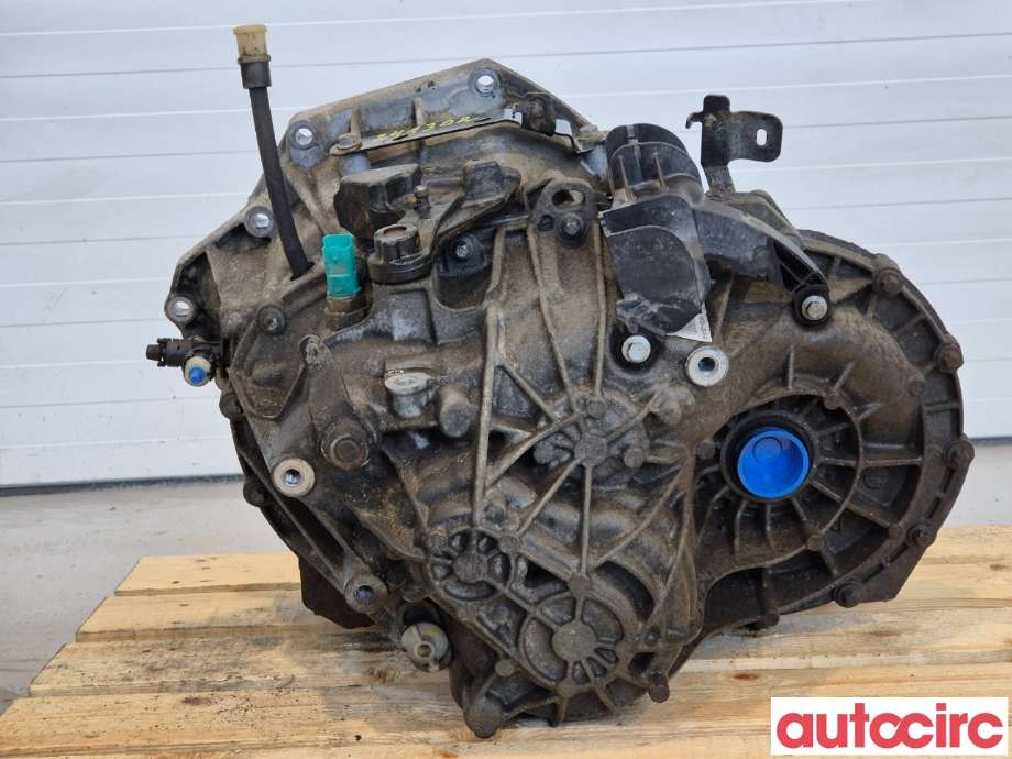 Girkasse manuell 6-trinn til Opel Vivaro B 2014-2019  (OPEL|95522481|M73|93453891)