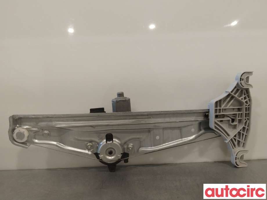 Ruteheis høyre foran til Hyundai Ioniq 5 2021-->> (HYUNDAI|82402NI010|)