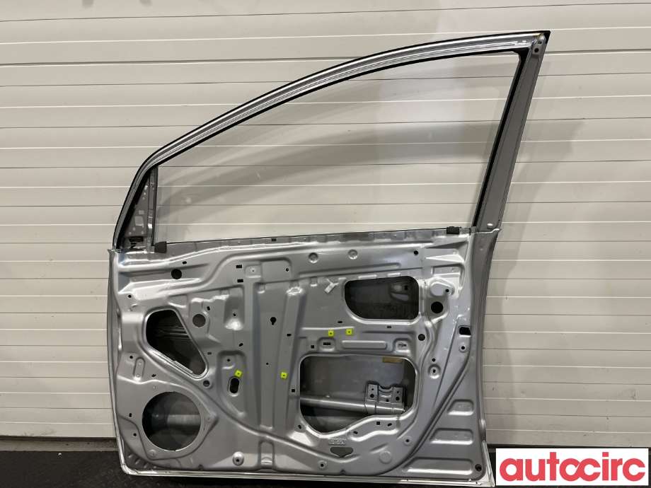 Dør høyre foran til Toyota Prius 2004-2009 (Type II) (COMBI) (COMBI) (TOYOTA|6700147040)