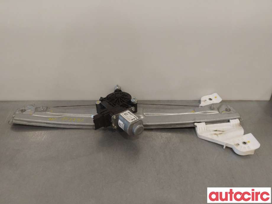 Ruteheis til Hyundai Tucson 2021-->>  (HYUNDAI|82404N7000|82400N7010)