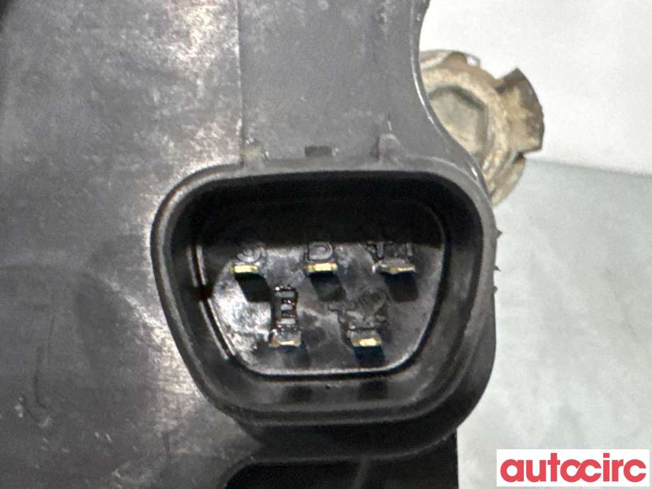 Viskermotor frontrute til Toyota Hiace 2007-2012 (Fase 3)  (TOYOTA|8511026140||85110-26140)